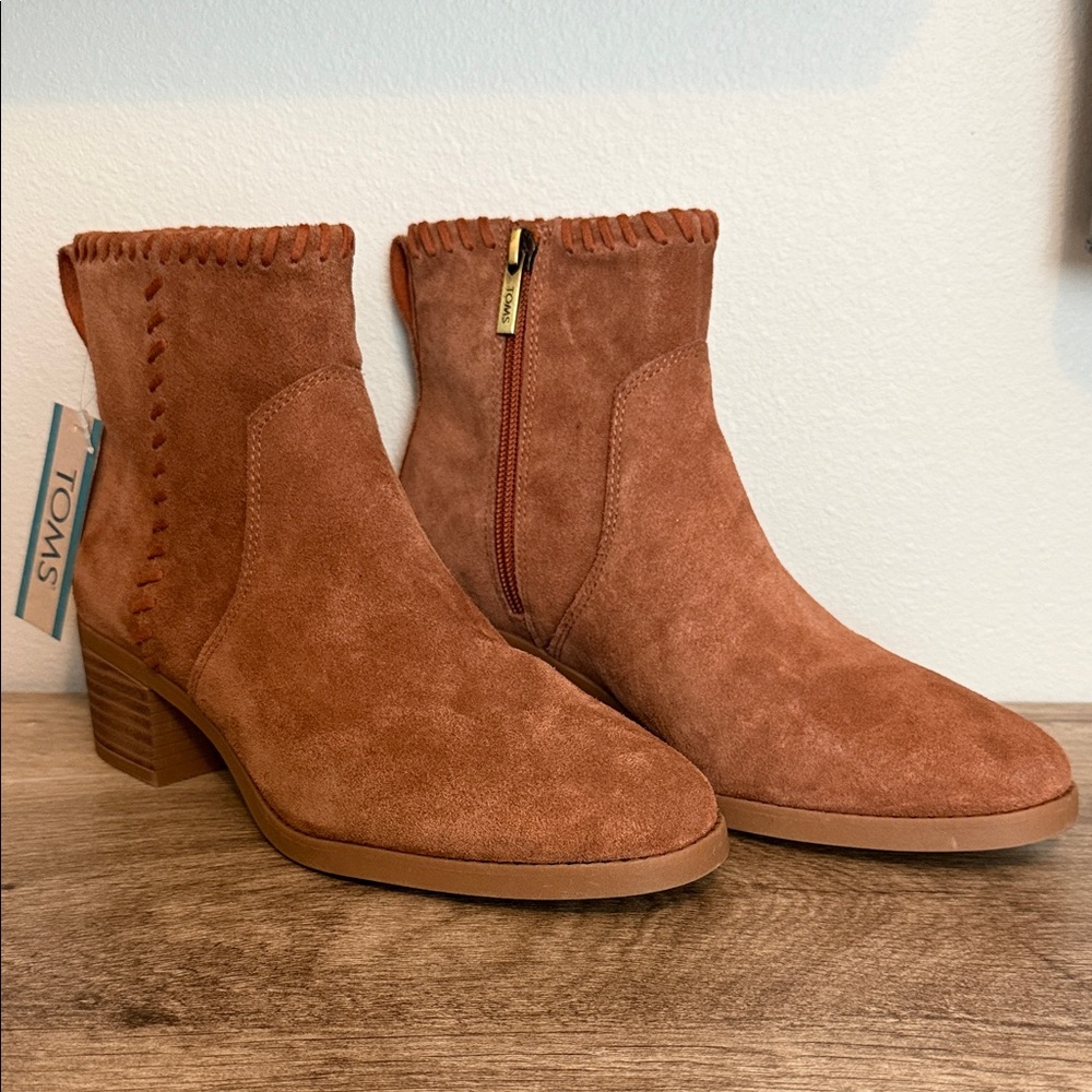 TOMS Delilah Water Repellant Suede Boots
